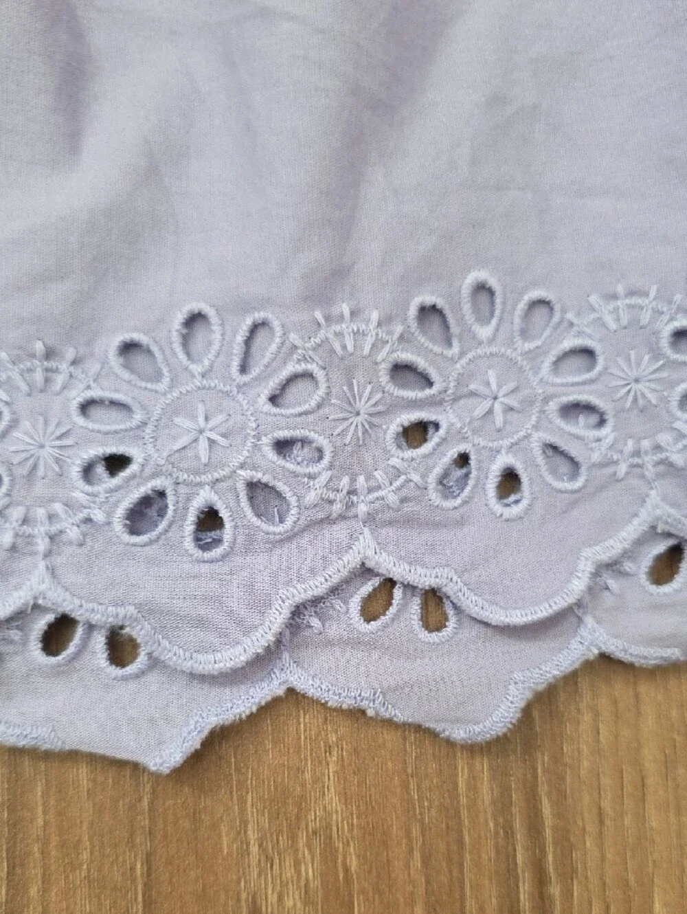 Gap Kids Girls Light Lavender Eyelet Ruffle Dress. Size L(10)